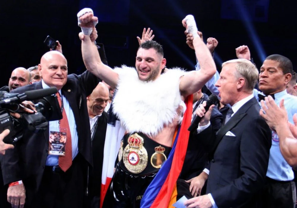 Арсен Гуламирян проведет чемпионский бой в Ереване