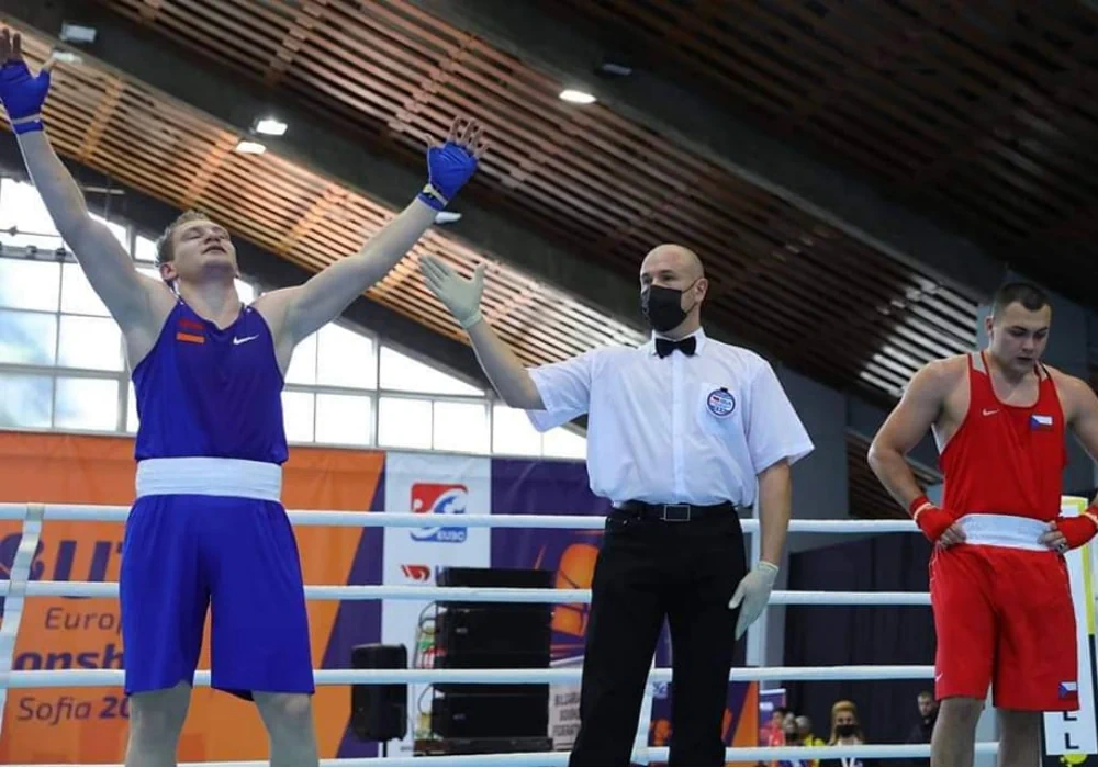 Армянские боксеры начали выступление на юношеском ЧЕ