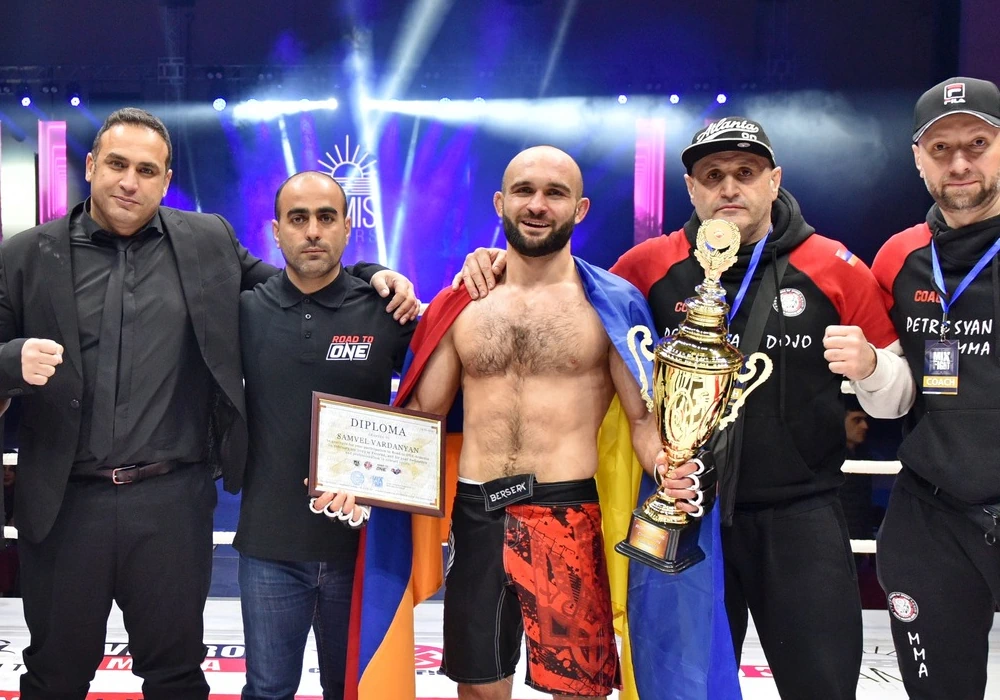 Как прошел турнир Mix Fight Events в Ереване (фото и видео)