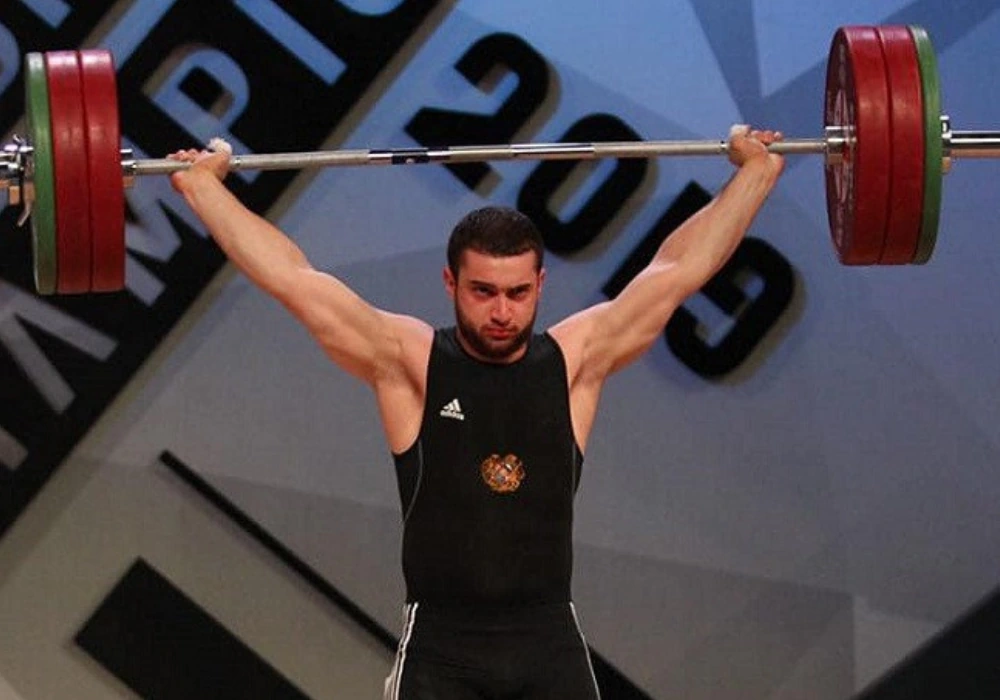 Тяжелоатлет Рафик Арутюнян готовится защищать титул Чемпиона Европы