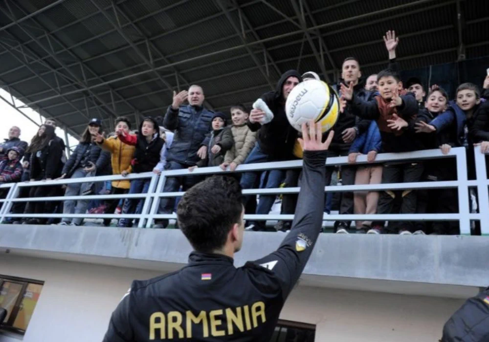 Cборная Армении проведет открытую тренировку перед матчем с Уэльсом