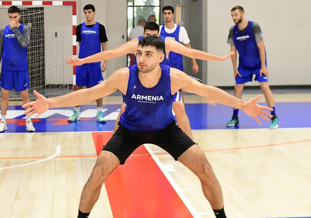 Аведис Карагавурян дебютирует в составе сборной Армении по баскетболу