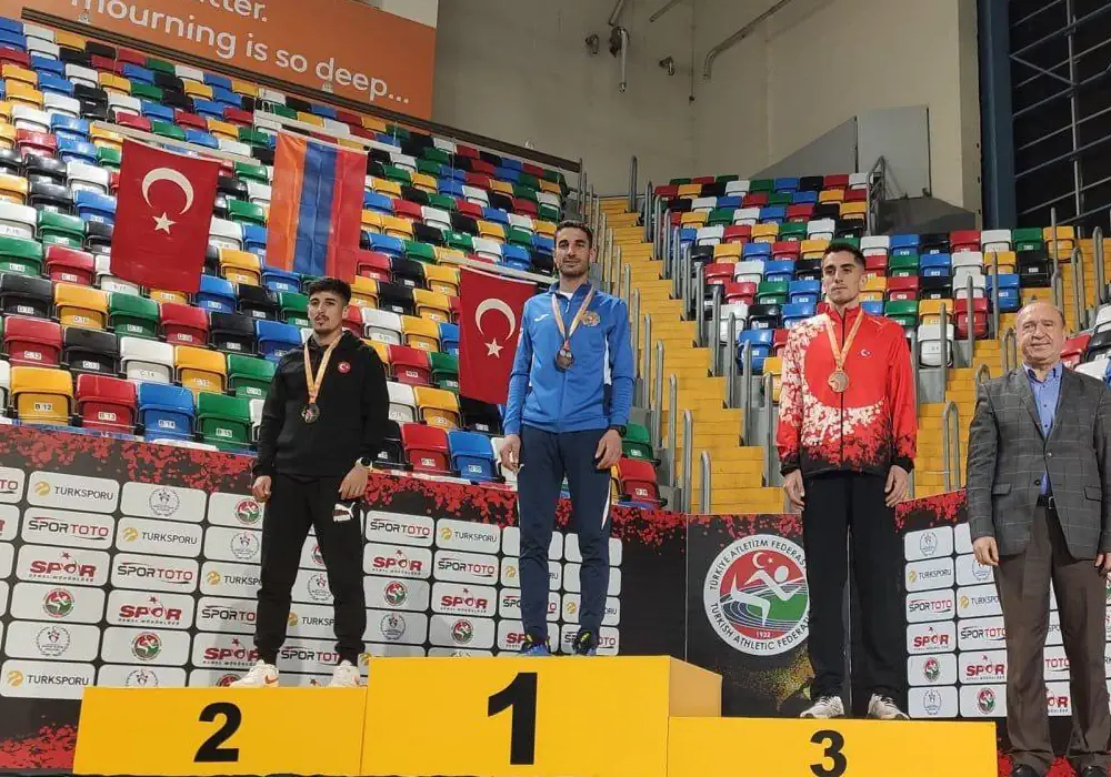 Ерванд Мкртчян в Стамбуле стал победителем по легкой атлетике(видео)