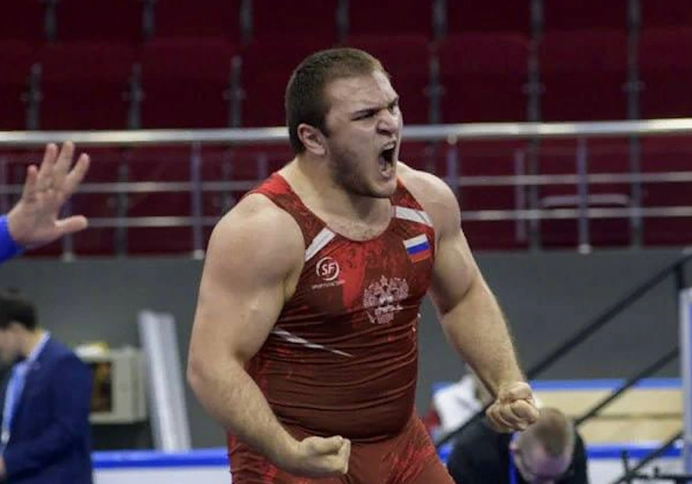 Петрос Кургинян чемпион России по греко-римской борьбе U17