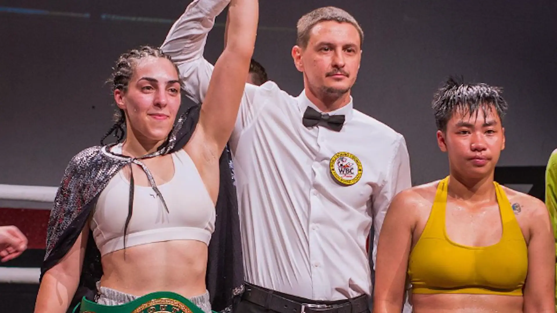 Анаит Ароян одержала десятую победу в профессиональном боксе