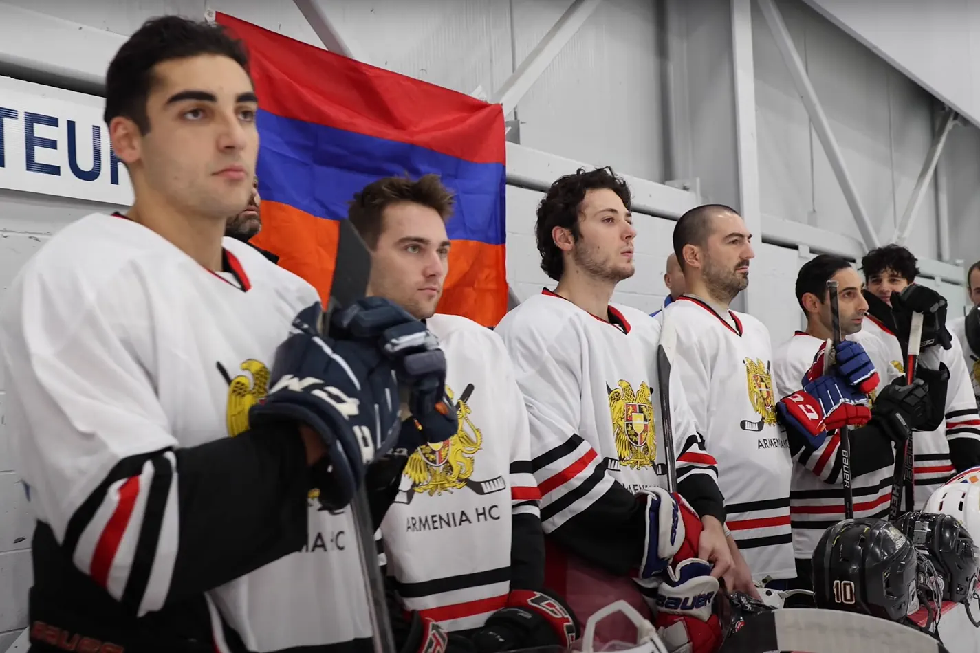 Армянские хоккеисты